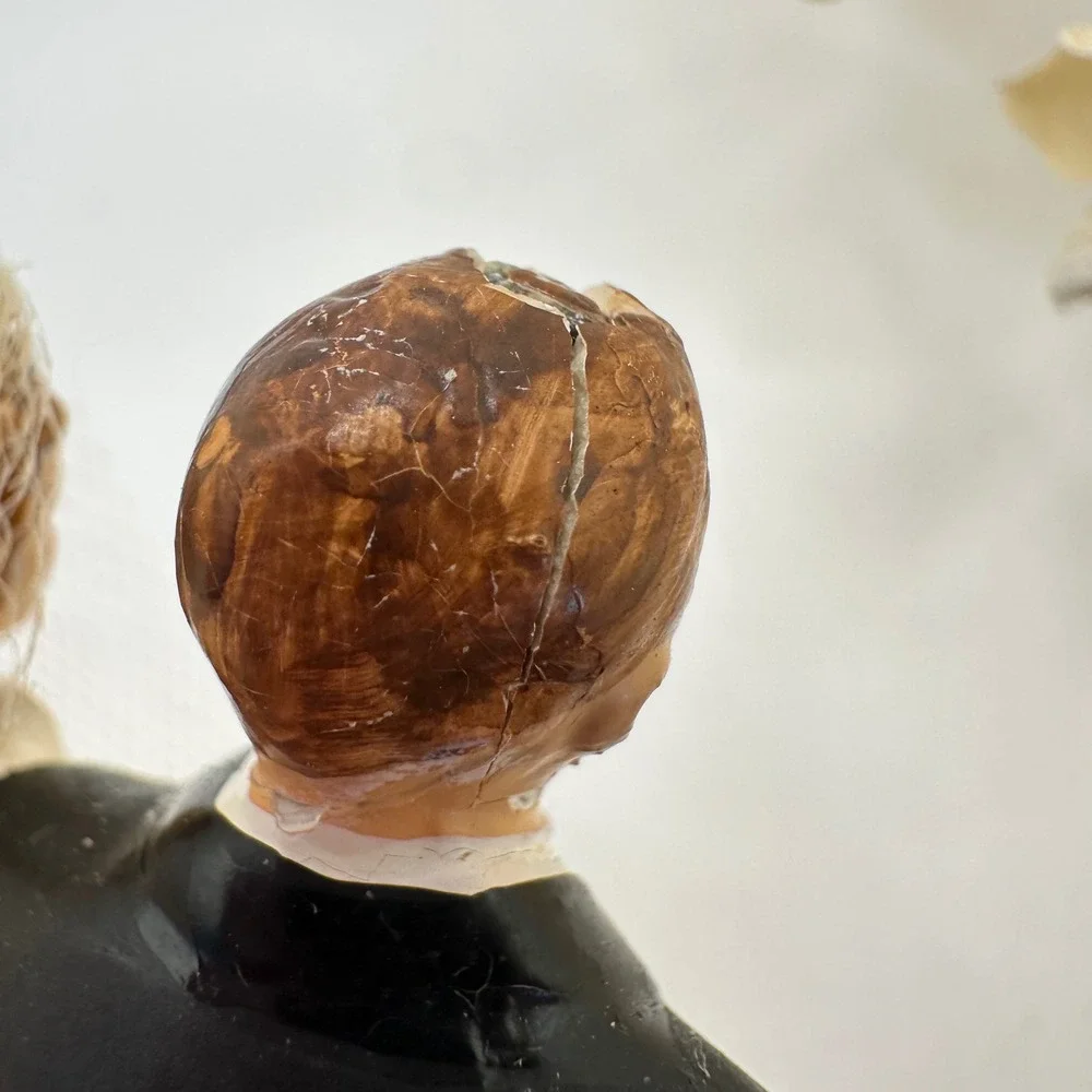 Vtg MCM Wedding Cake Topper Bride Groom Bell Net Flowers Retro Chalkware Decor